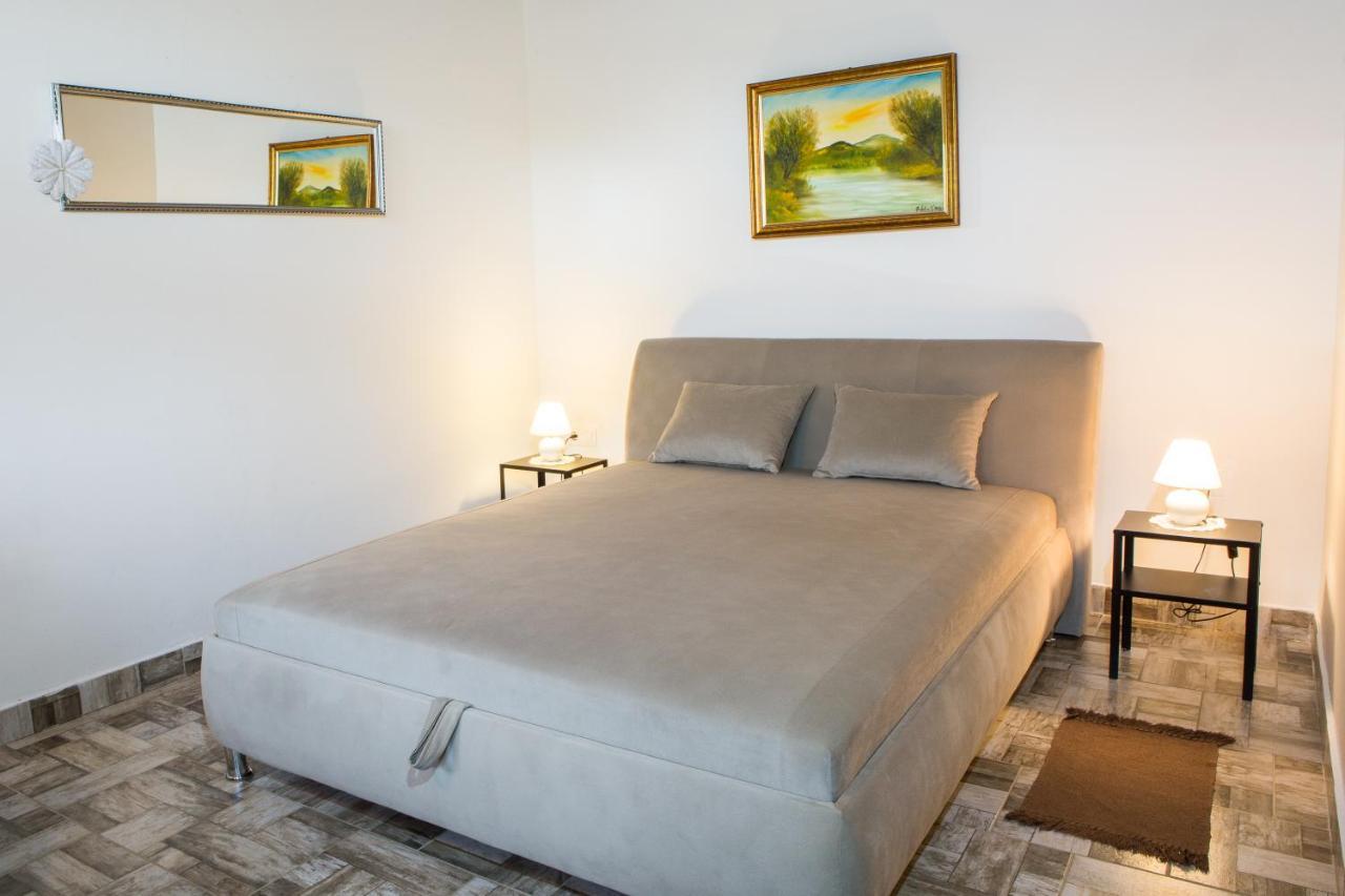 סרנץ' Tokaj Hill Panorama Guesthouse מראה חיצוני תמונה